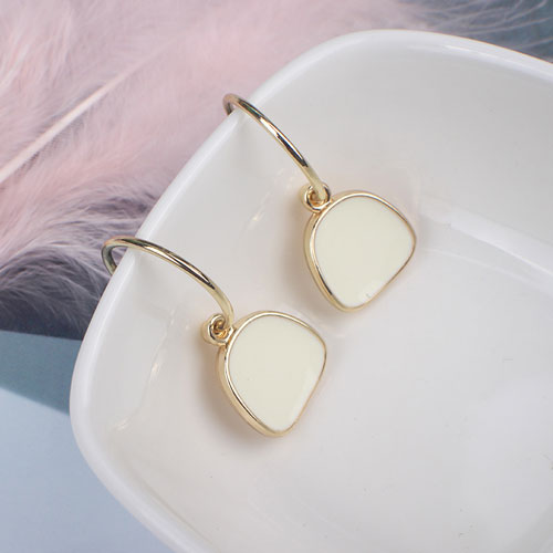 Pastel Retro Earrings